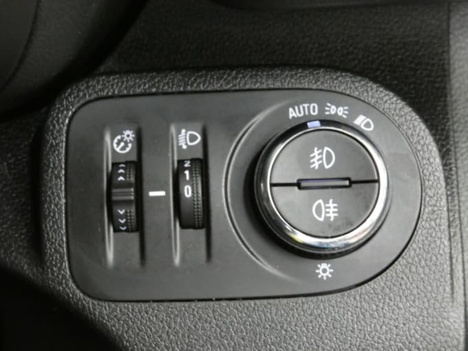 2025 Vauxhall Combo Life