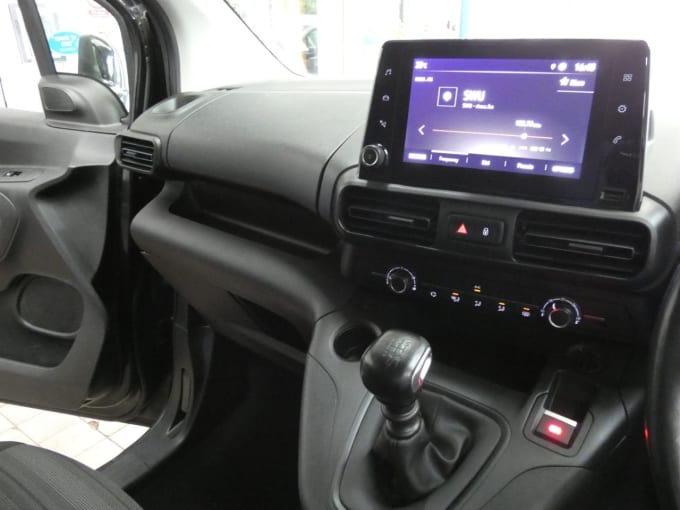 2025 Vauxhall Combo Life