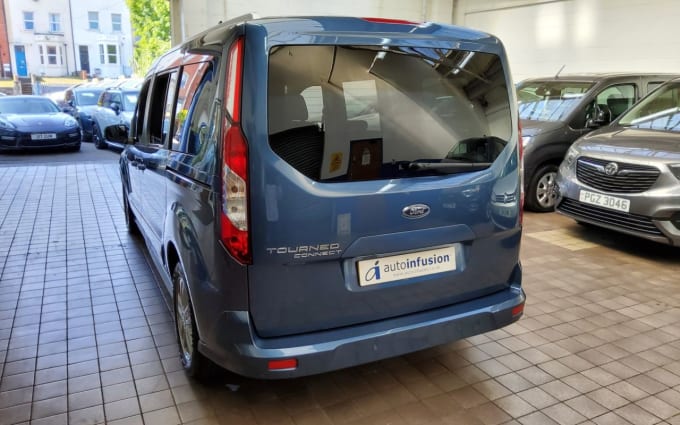 2025 Ford Grand Tourneo Connect