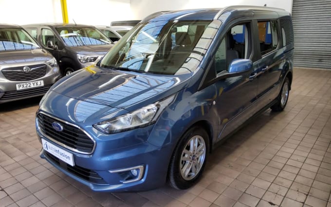 2025 Ford Grand Tourneo Connect