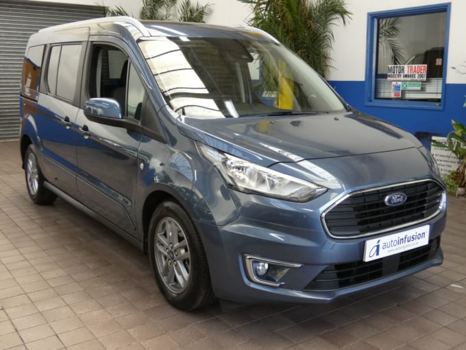 2025 Ford Grand Tourneo Connect