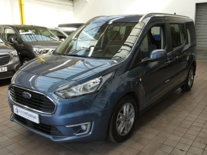 2025 Ford Grand Tourneo Connect