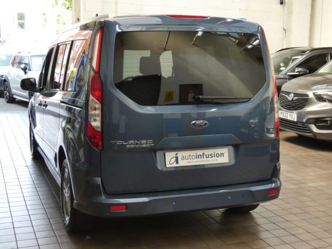 2025 Ford Grand Tourneo Connect