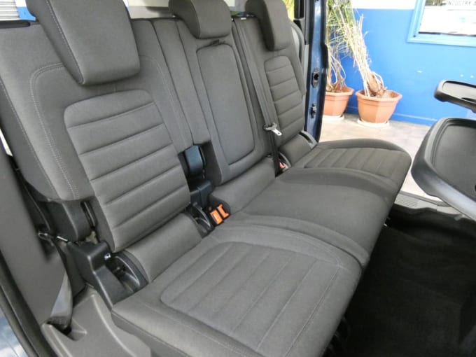 2025 Ford Grand Tourneo Connect