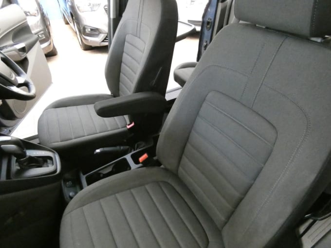 2025 Ford Grand Tourneo Connect
