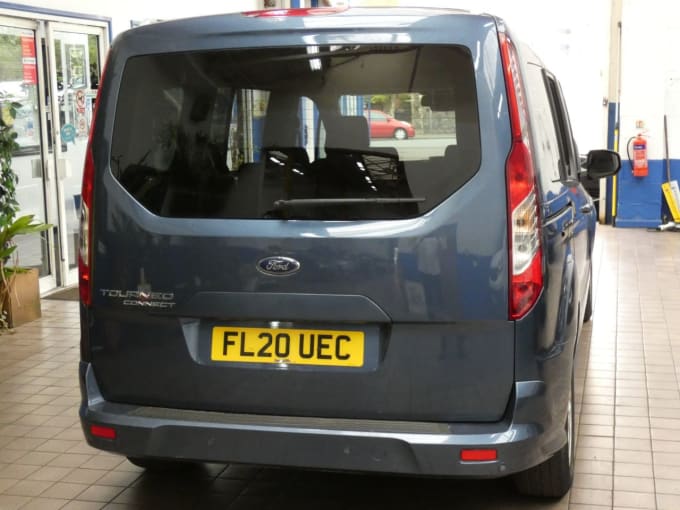 2025 Ford Grand Tourneo Connect