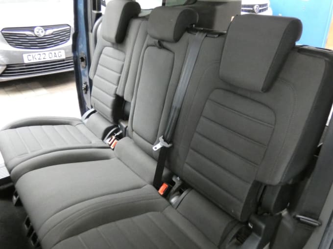2025 Ford Grand Tourneo Connect