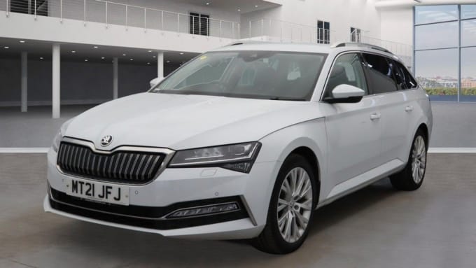 2025 Skoda Superb