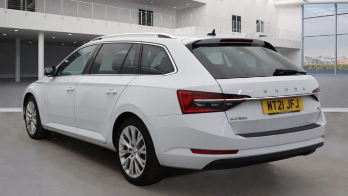 2025 Skoda Superb