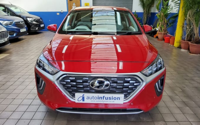 2025 Hyundai Ioniq