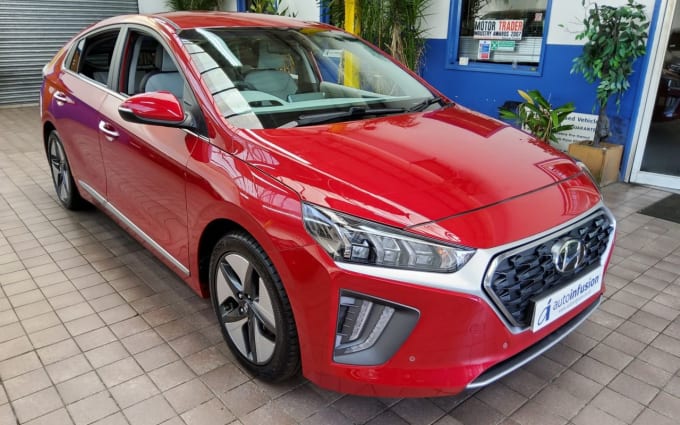 2025 Hyundai Ioniq