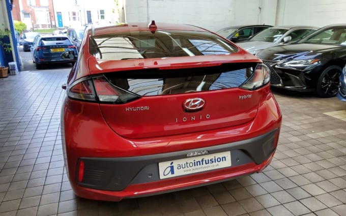 2025 Hyundai Ioniq