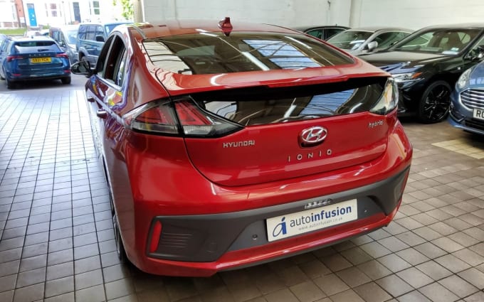 2025 Hyundai Ioniq