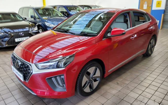 2025 Hyundai Ioniq