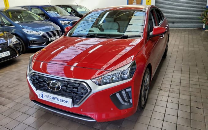 2025 Hyundai Ioniq