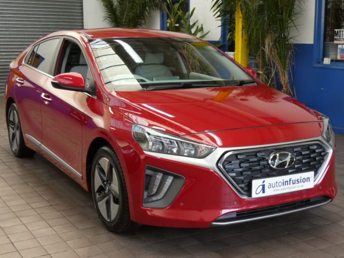2025 Hyundai Ioniq