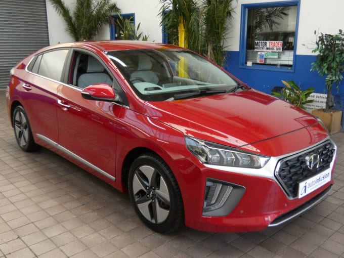 2025 Hyundai Ioniq
