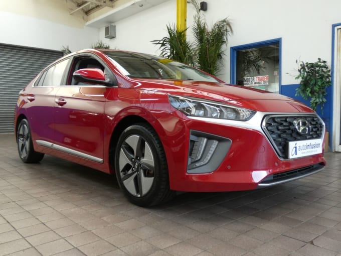 2025 Hyundai Ioniq