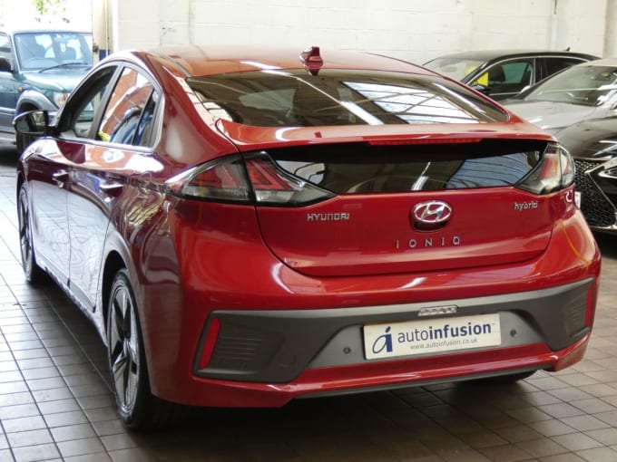 2025 Hyundai Ioniq