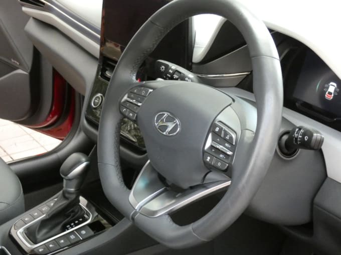 2025 Hyundai Ioniq