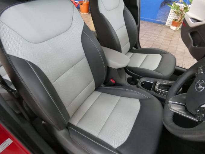 2025 Hyundai Ioniq