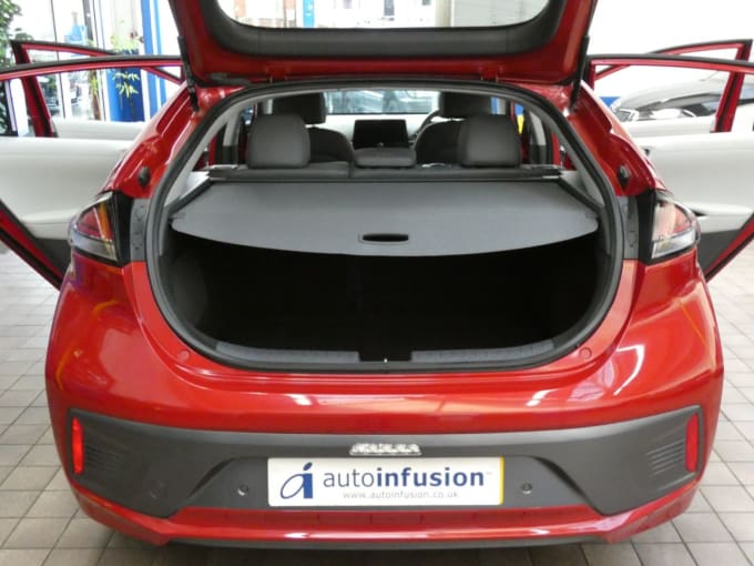 2025 Hyundai Ioniq