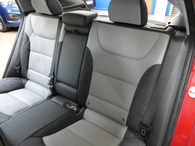 2025 Hyundai Ioniq