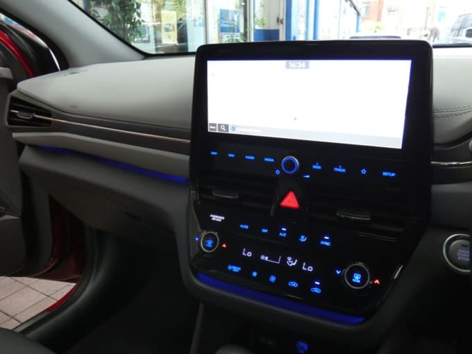 2025 Hyundai Ioniq