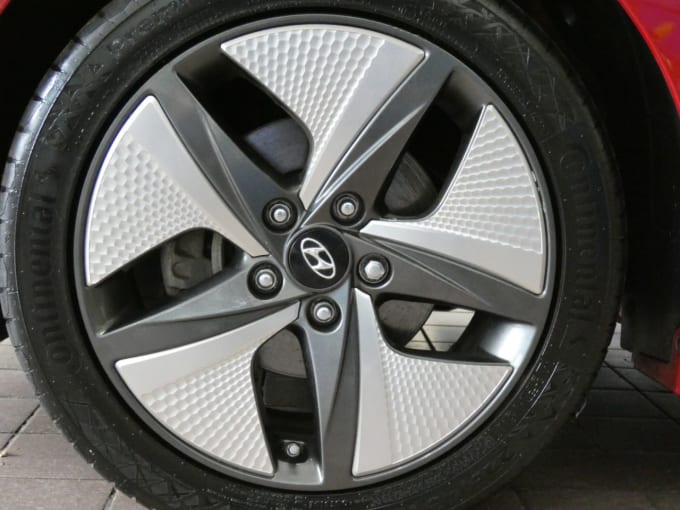 2025 Hyundai Ioniq
