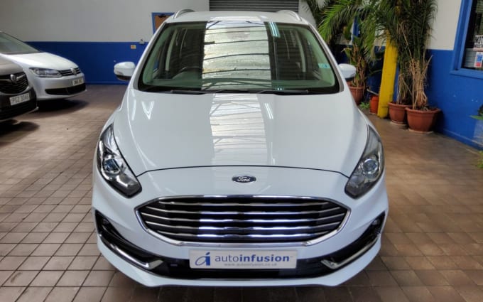 2025 Ford Galaxy