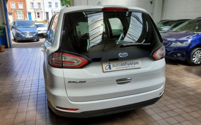 2025 Ford Galaxy