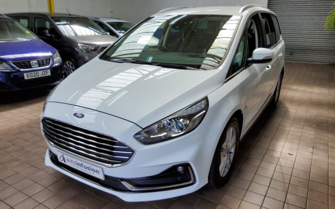2025 Ford Galaxy