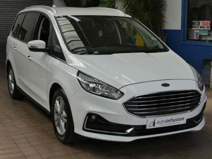 2025 Ford Galaxy