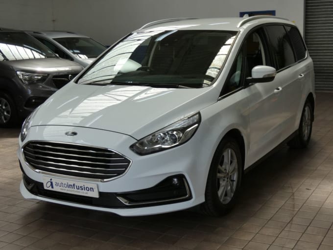 2025 Ford Galaxy