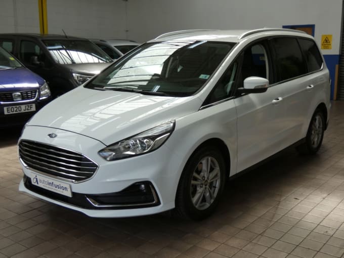 2025 Ford Galaxy