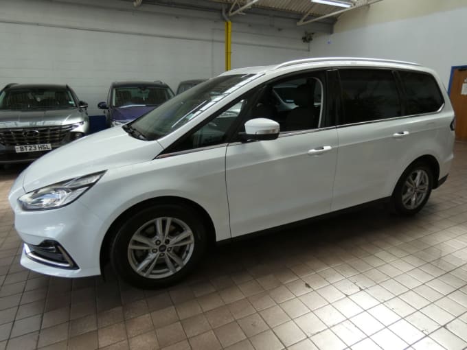2025 Ford Galaxy