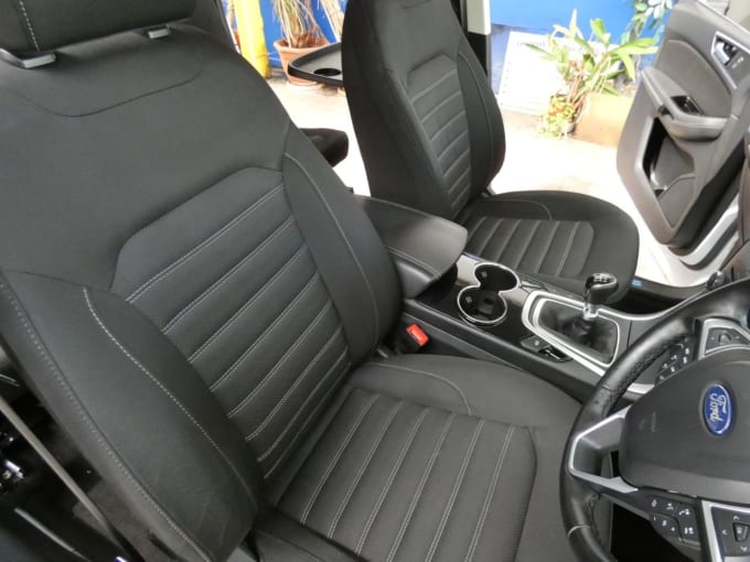 2025 Ford Galaxy