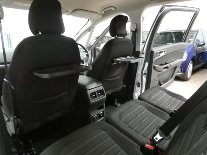 2025 Ford Galaxy