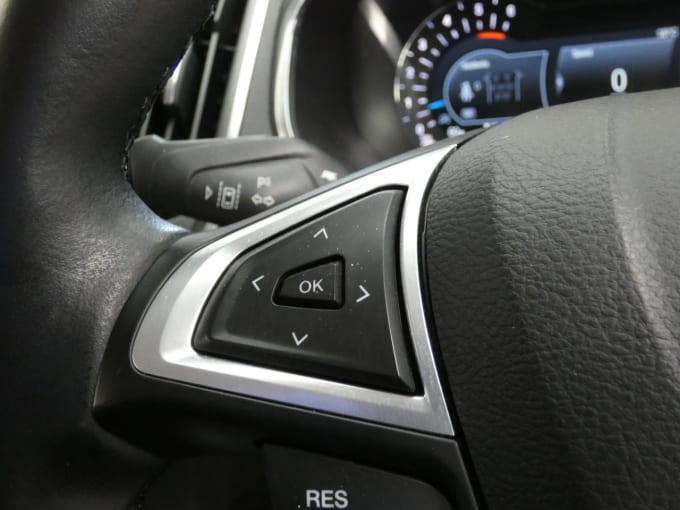 2025 Ford Galaxy
