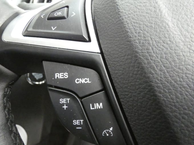 2025 Ford Galaxy