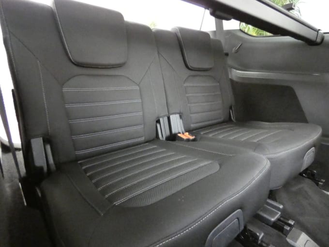 2025 Ford Galaxy