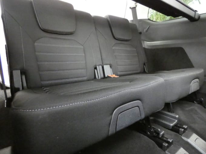 2025 Ford Galaxy