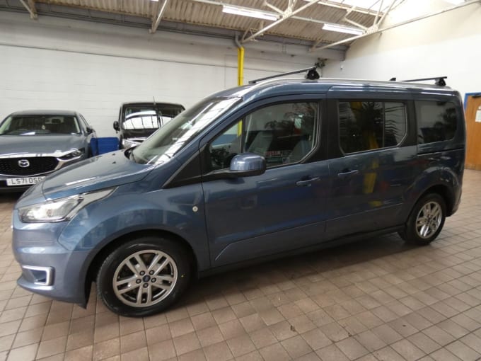 2025 Ford Grand Tourneo Connect