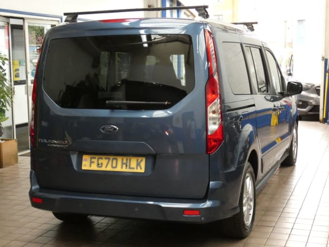 2025 Ford Grand Tourneo Connect