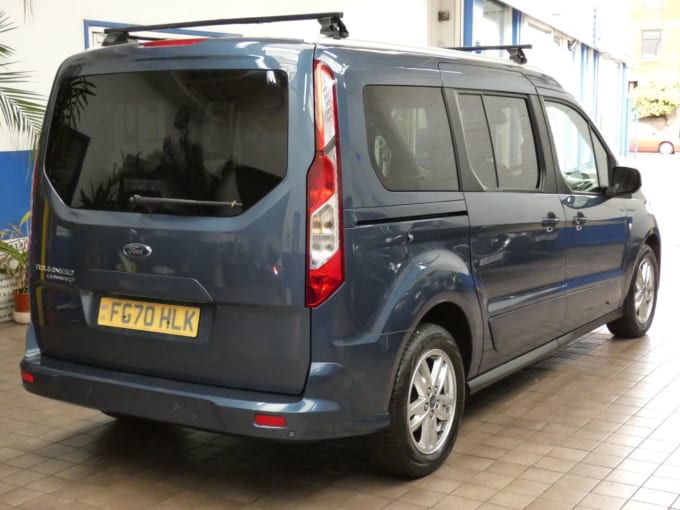 2025 Ford Grand Tourneo Connect