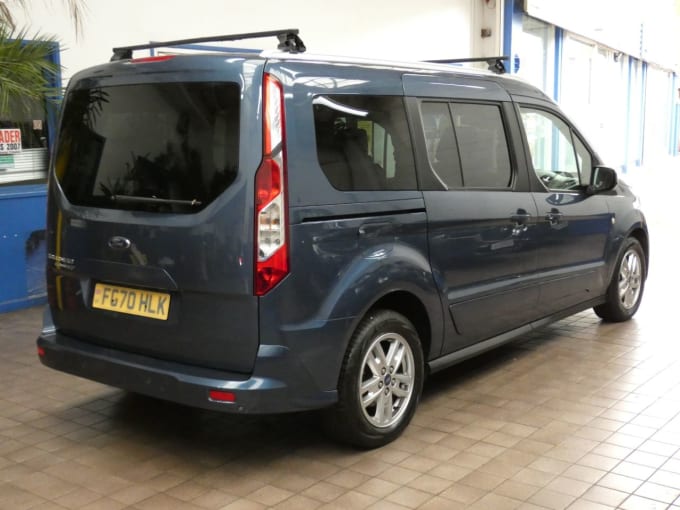 2025 Ford Grand Tourneo Connect
