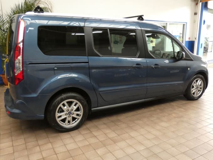 2025 Ford Grand Tourneo Connect