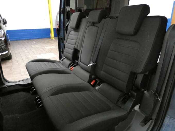 2025 Ford Grand Tourneo Connect