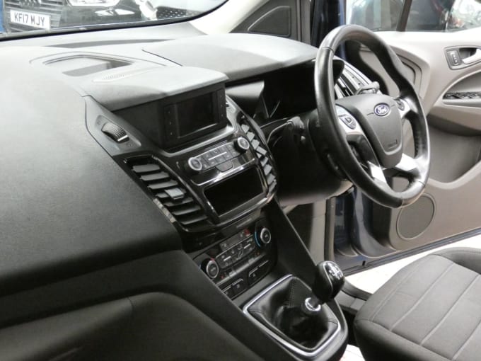 2025 Ford Grand Tourneo Connect