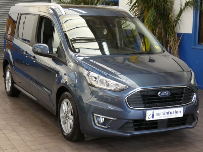 2025 Ford Grand Tourneo Connect